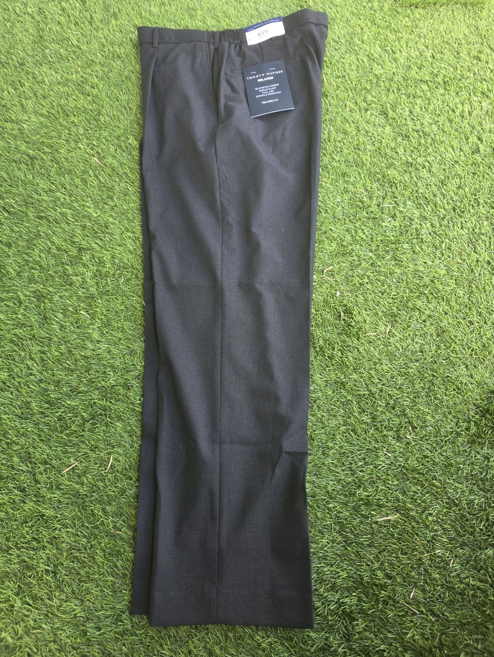 Tommy Hilfiger Mens Dress Pants 38x32 Stretch NWT Charcoal $95 MRSP Career